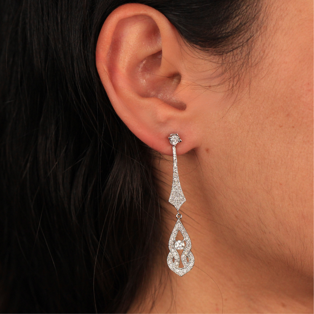 pendientes de novia largos demsontables en oro blanco y diamantes 