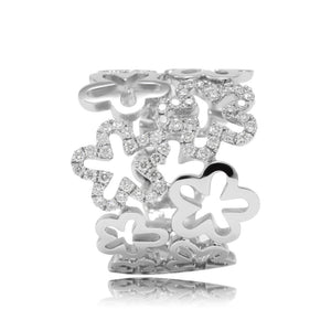 anillo oro blanco 18kt de flores con diamantes. Pamplona