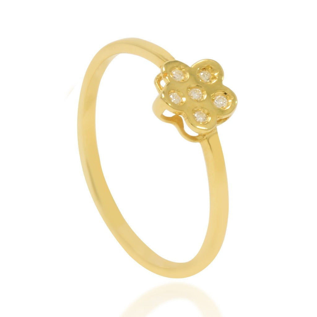 Sortija en oro amarillo de 18 quilates en forma de flor con 5 diamantes. Joyería Pamplona.