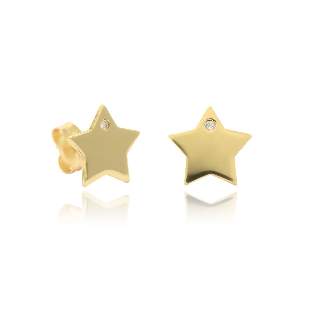 Pendientes de estrellas de oro.