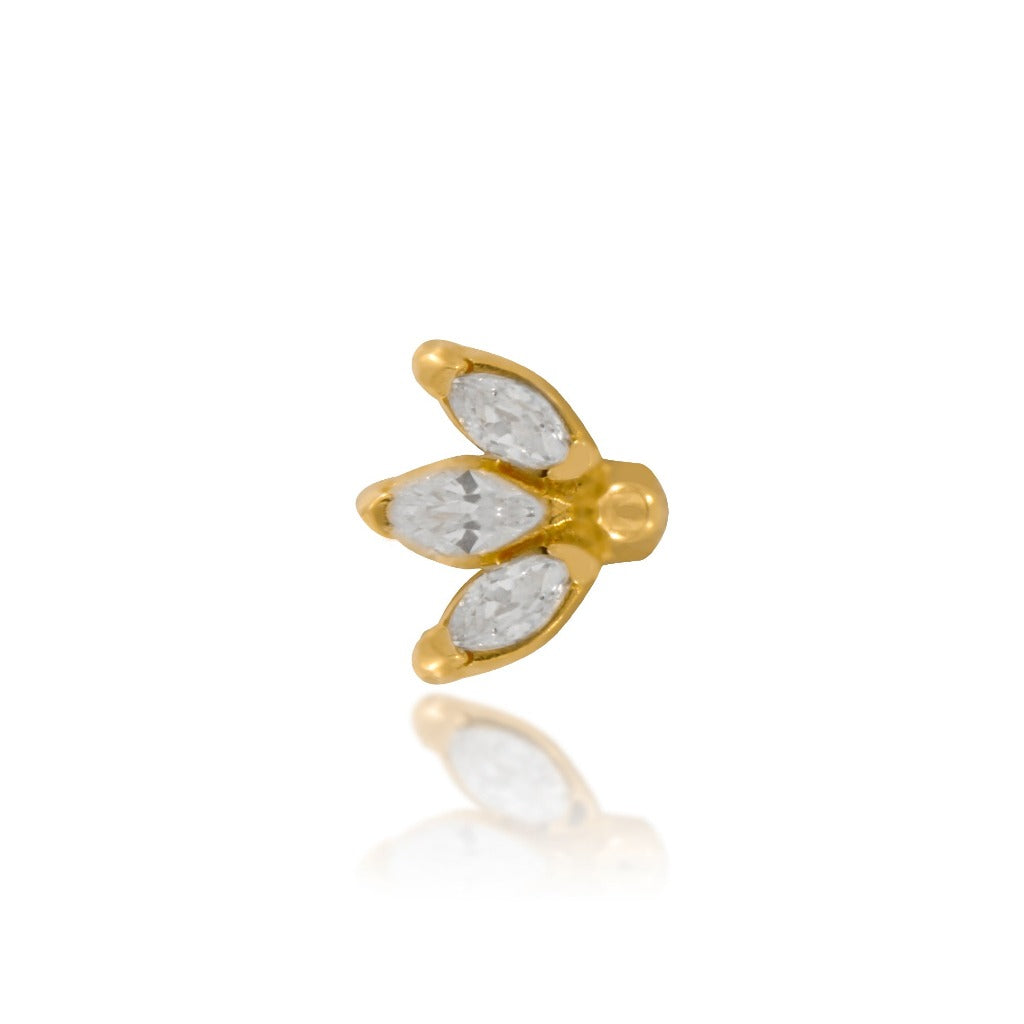 Piercing de oro amarillo de 18 quilates con circonitas. El piercing mide 6,5 mm de alto. Colección MONTREY, nuestra marca de la casa.