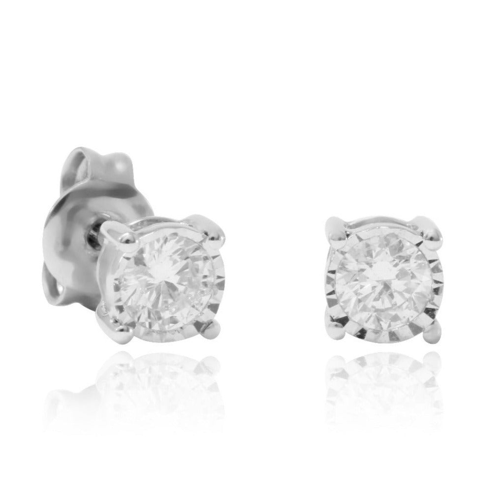 Pendientes de oro blanco con diamante pequeño joyería pamplona