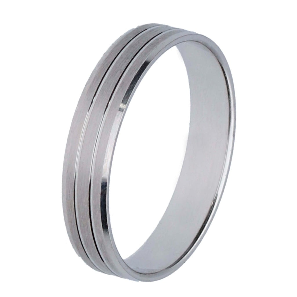 Alianza plana en oro blanco de 18 quilates. Joyería Pamplona.