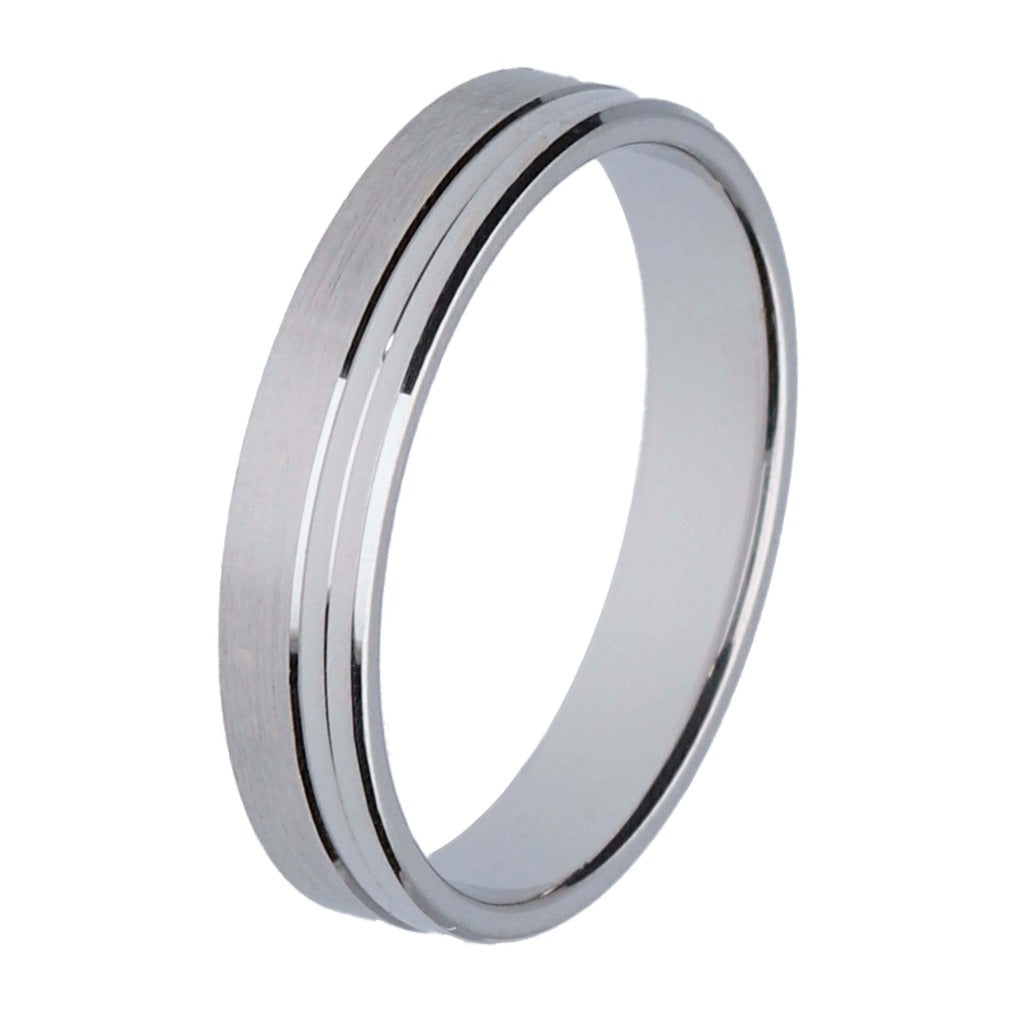 Alianza confort en oro blanco de 18 quilates. Joyería Pamplona.