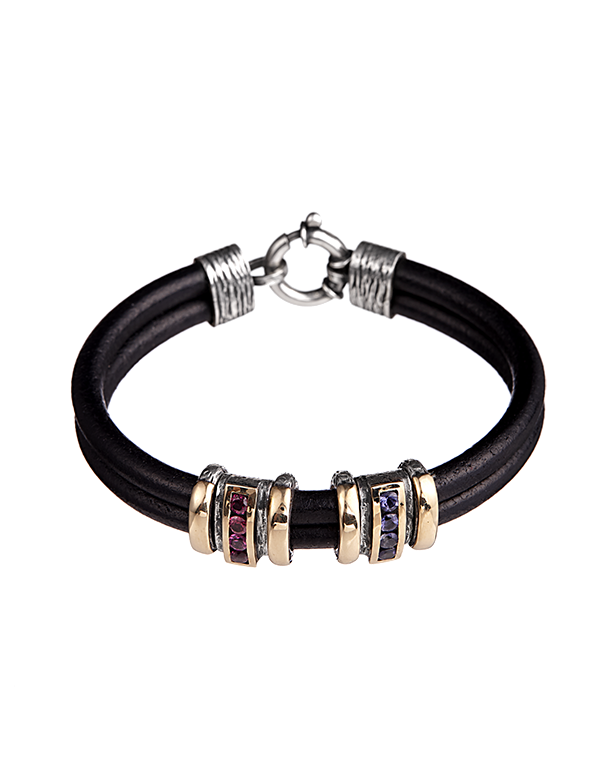 Pulsera de plata de primera ley, oro de 9 quilates y iolites y rodonites. Correa de cuero negro. Colección Styliano Jewellery.