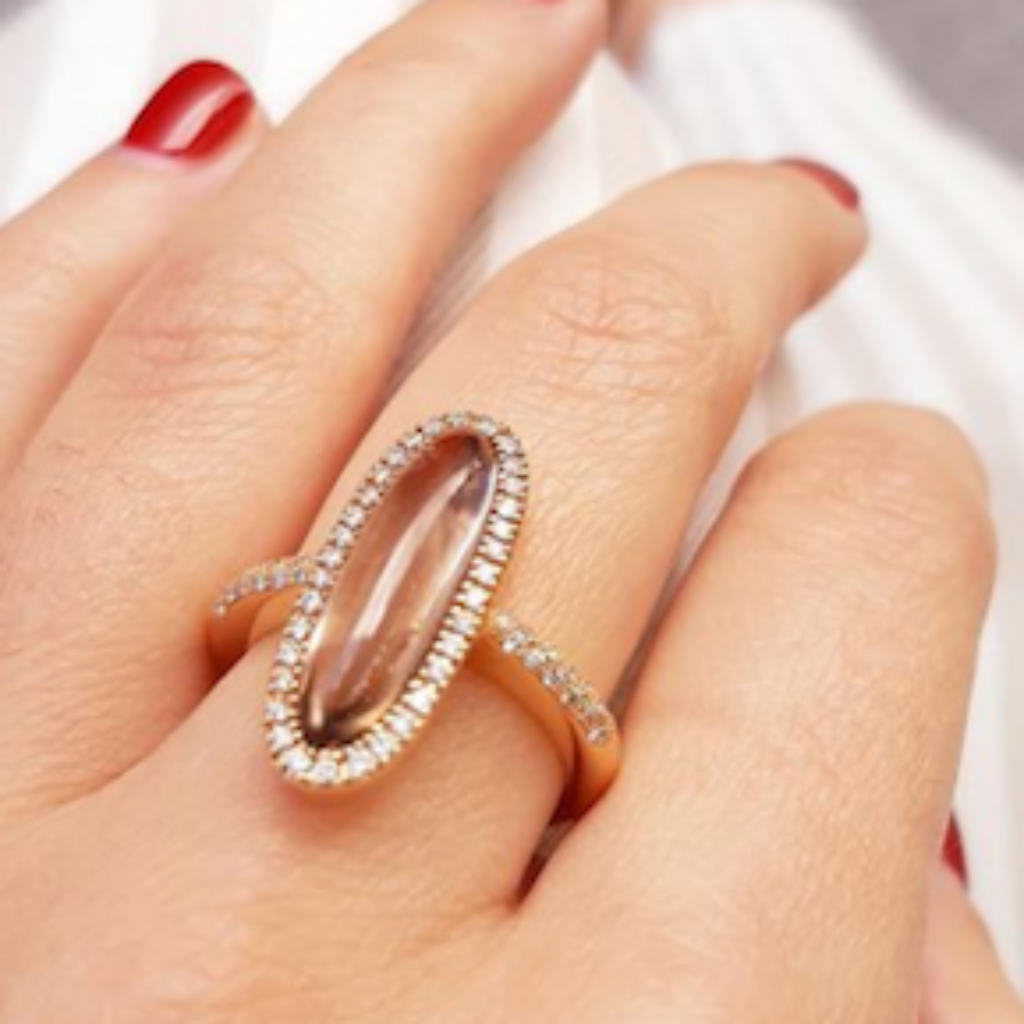 Anillo oro rosa joyería pamplona