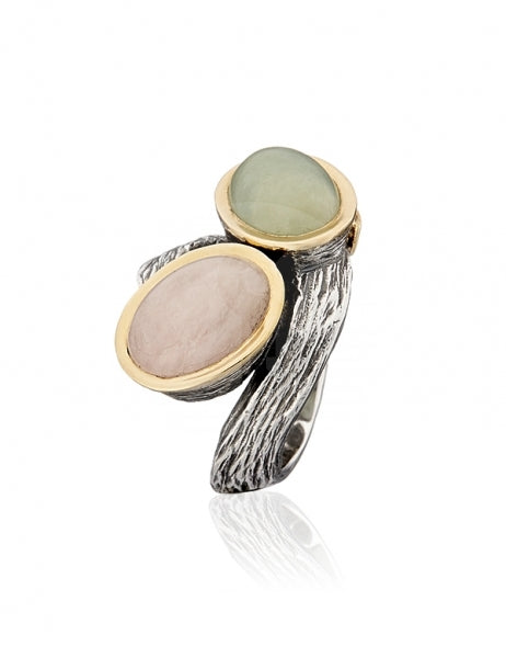 Anillo realizado en plata de primera ley (925) y oro 9 de quilates. Gabriela Styliano en Pamplona